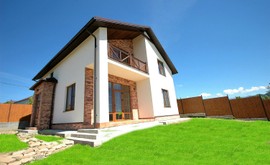 Фото 1: Коттедж 200 м² на участке 7 сот. - Рост Недвижимость