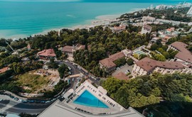 Фото 1: 3 комн. квартира, 130 м², 21/21 эт. - Рост Недвижимость