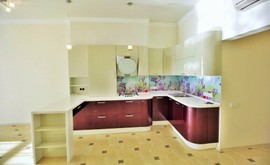 Фото 1: 2 комн. квартира, 88.7 м², 6/6 эт. - Рост Недвижимость
