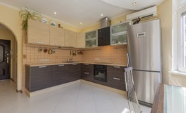 Фото 5: 3 комн. квартира, 84 м², 3/2 эт. - Рост Недвижимость