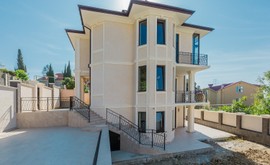Фото 1: Коттедж 250 м² на участке 5 сот. - Рост Недвижимость