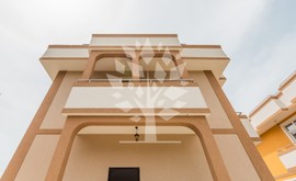 Фото 2: Коттедж 250 м² на участке 6 сот. - Рост Недвижимость
