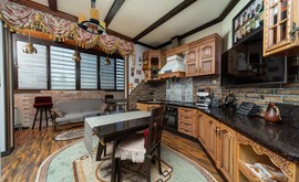 Фото 1: 2 комн. квартира, 75 м², 18/5 эт. - Рост Недвижимость
