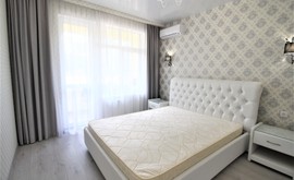 Фото 1: 3 комн. квартира, 94 м², 20/3 эт. - Рост Недвижимость