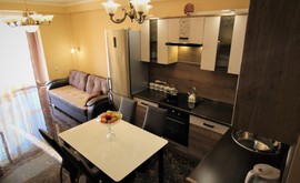 Фото 1: 3 комн. квартира, 83 м², 17/9 эт. - Рост Недвижимость