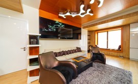 Фото 2: 3 комн. квартира, 90 м², 4/3 эт. - Рост Недвижимость