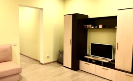 Фото 1: 2 комн. квартира, 44.7 м², 18/16 эт. - Рост Недвижимость