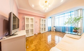 Фото 3: 4 комн. квартира, 180 м², 10/8 эт. - Рост Недвижимость