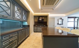 Фото 2: 4 комн. квартира, 142 м², 7/3 эт. - Рост Недвижимость