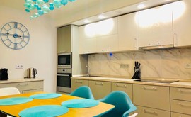Фото 2: 3 комн. квартира, 78 м², 5/2 эт. - Рост Недвижимость