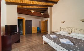 Фото 3: Дом 250 м² на участке 8 сот. - Рост Недвижимость