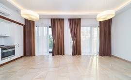 Фото 1: 3 комн. квартира, 100 м², 27/7 эт. - Рост Недвижимость