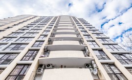 Фото 2: Студия комн. квартира, 28 м², 18/1 эт. - Рост Недвижимость