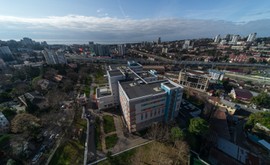 Фото 4: 2 комн. квартира, 52 м², 21/19 эт. - Рост Недвижимость
