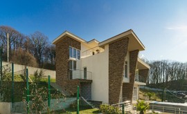 Фото 1: Коттедж 200 м² на участке 6 сот. - Рост Недвижимость