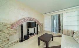 Фото 3: 1 комн. квартира, 83 м², 9/2 эт. - Рост Недвижимость