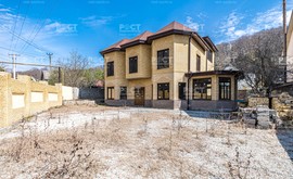 Фото 1: Дом 281 м² на участке 5.2 сот. - Рост Недвижимость