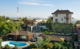 Фото 1: Коттедж 275 м² на участке 14 сот. - Рост Недвижимость