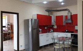 Фото 1: 2 комн. квартира, 95 м², 6/1 эт. - Рост Недвижимость