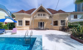 Фото 1: Коттедж 228.5 м² на участке 7 сот. - Рост Недвижимость