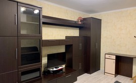 Фото 1: 1 комн. квартира, 30 м², 5/1 эт. - Рост Недвижимость