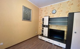 Фото 4: 1 комн. квартира, 35 м², 4/2 эт. - Рост Недвижимость