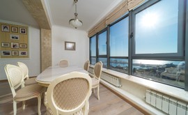 Фото 1: 2 комн. квартира, 100 м², 21/17 эт. - Рост Недвижимость