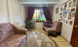 Фото 1: 2 комн. квартира, 38 м², 5/1 эт. - Рост Недвижимость