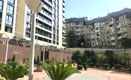 Фото 1: 2 комн. квартира, 43 м², 12/1 эт. - Рост Недвижимость