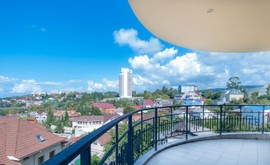 Фото 1: 3 комн. квартира, 117 м², 7/4 эт. - Рост Недвижимость