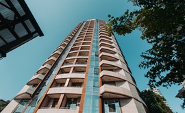 Фото 2: 3 комн. квартира, 84.9 м², 19/15 эт. - Рост Недвижимость