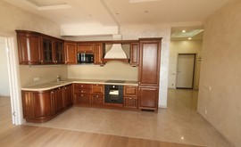 Фото 3: 2 комн. квартира, 82 м², 18/16 эт. - Рост Недвижимость