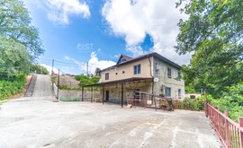 Фото 1: Дом 360 м² на участке 7 сот. - Рост Недвижимость