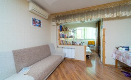 Фото 2: 2 комн. квартира, 63 м², 5/2 эт. - Рост Недвижимость