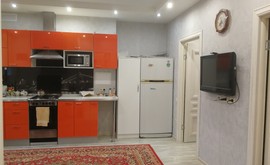 Фото 2: 2 комн. квартира, 52 м², 4/3 эт. - Рост Недвижимость