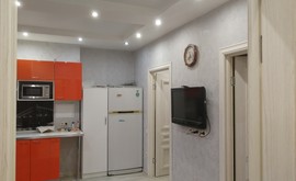 Фото 1: 2 комн. квартира, 52 м², 4/3 эт. - Рост Недвижимость