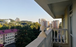 Фото 1: 3 комн. квартира, 100 м², 10/9 эт. - Рост Недвижимость