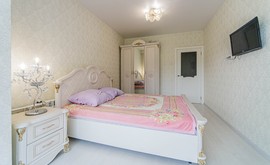 Фото 2: 2 комн. квартира, 70 м², 12/6 эт. - Рост Недвижимость