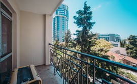 Фото 2: 2 комн. квартира, 70 м², 17/2 эт. - Рост Недвижимость