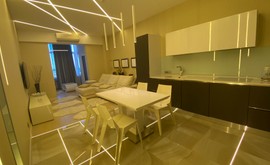 Фото 2: 2 комн. квартира, 100 м², 23/7 эт. - Рост Недвижимость