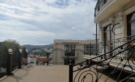 Фото 4: 3 комн. квартира, 94 м², 5/3 эт. - Рост Недвижимость
