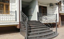 Фото 3: 3 комн. квартира, 94 м², 5/3 эт. - Рост Недвижимость