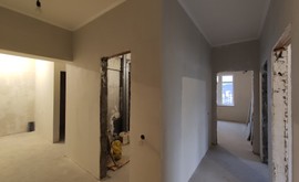 Фото 1: 3 комн. квартира, 94 м², 5/3 эт. - Рост Недвижимость