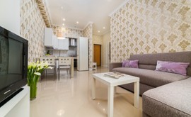Фото 1: 1 комн. квартира, 38 м², 4/4 эт. - Рост Недвижимость