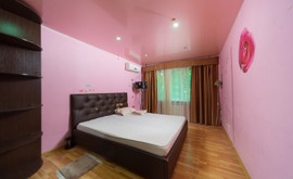 Фото 1: 2 комн. квартира, 50 м², 5/1 эт. - Рост Недвижимость