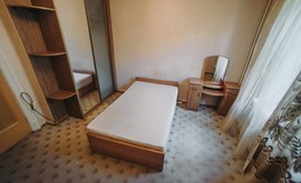 Фото 2: 2 комн. квартира, 54 м², 3/3 эт. - Рост Недвижимость