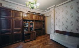 Фото 1: 2 комн. квартира, 54 м², 3/3 эт. - Рост Недвижимость
