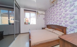 Фото 1: 3 комн. квартира, 67 м², 3/2 эт. - Рост Недвижимость