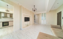 Фото 4: 2 комн. квартира, 144 м², 8/6 эт. - Рост Недвижимость