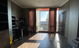 Фото 4: 3 комн. квартира, 74.1 м², 3/2 эт. - Рост Недвижимость